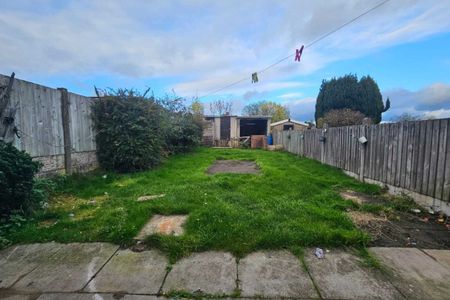 Lechlade Road - Photo 5