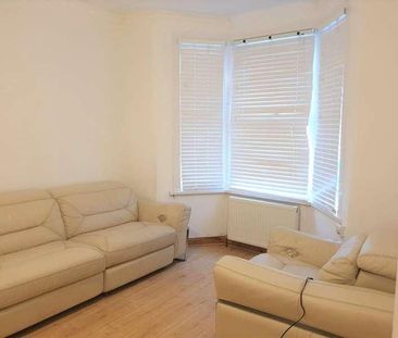 Humberstone Road, London, E13 - Photo 1