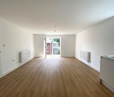 Barton Hill Road, Bristol, BS5 0AP - Photo 1