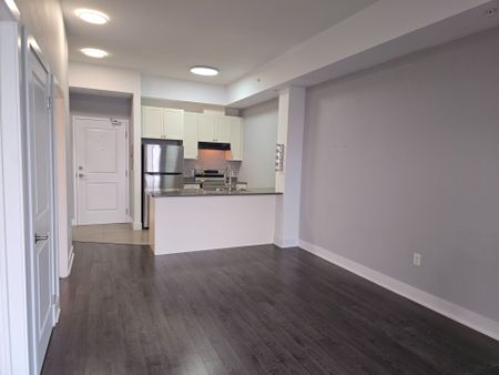 For Lease - 5020 Corporate Drive Unit# 409, Burlington, Ontario - Photo 2