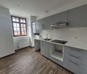 Location Appartement 4 pièces 84m² ARMENTIERES 59280 - Photo 1