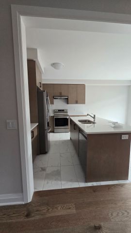 For Lease - 34 Mary Watson Street, North Dumfries, Ontario - Photo 3