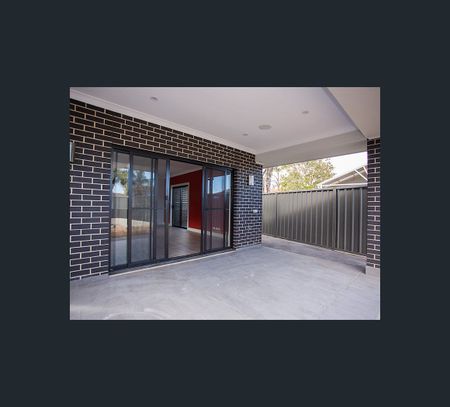 12A Greenasche Grove, Seacombe Gardens, SA 5047 - Photo 2