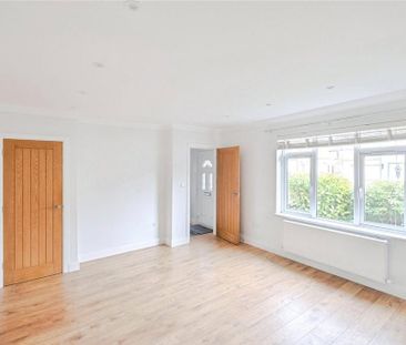 3 bedroom end of terrace house to rent - Photo 4