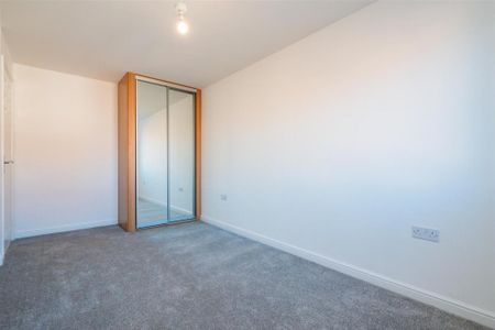 3 bedroom detached house to rent - Photo 4