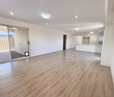 Low-Maintenance Coastal Lifestyle - 3 Bedroom Home in Falcon - Photo 2