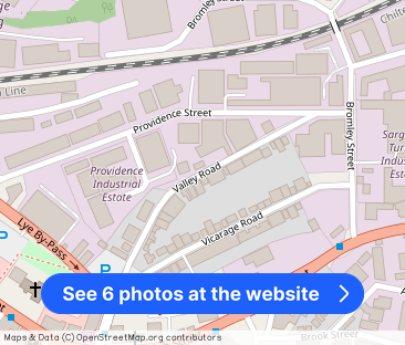 2 bedroom terraced house for rent - Photo 1