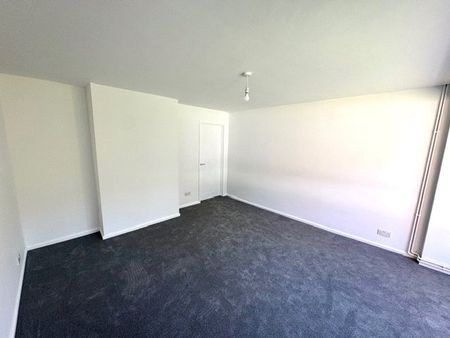 3 bedroom house to rent Somerset Avenue, Southampton, SO18 - Photo 5