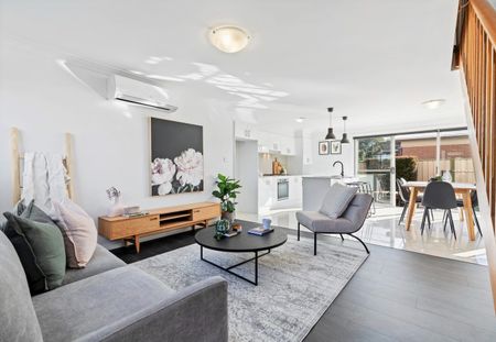 1/88 Kings Road, New Lambton NSW 2305 - Townhouse For Rent | Domain - Photo 2