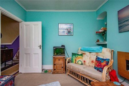 Heol Wepner, LLANELLI, SA15 - Photo 4