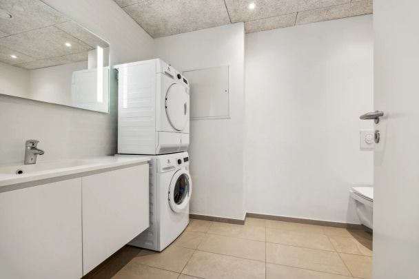 Gennemrenoveret 3-værelses lejlighed på Torvegade i Nørresundby - Photo 1