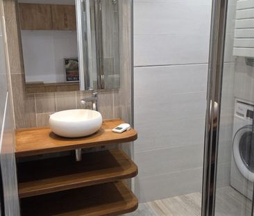Location Appartement 2 pièces 45m² MONTPELLIER 34000 - Photo 1