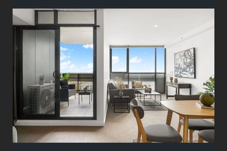 Ultra-Convenient City Living with Premium Resident Facilities - Photo 2