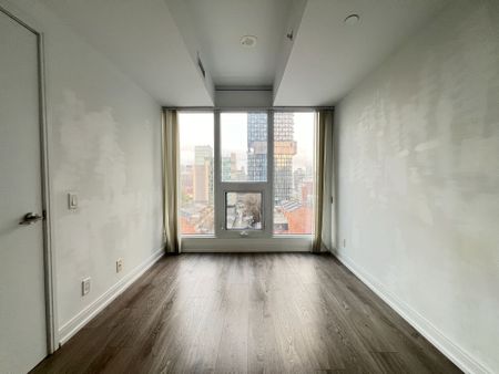 For Lease - 181 Dundas Street Unit# 705, Toronto, Ontario - Photo 5
