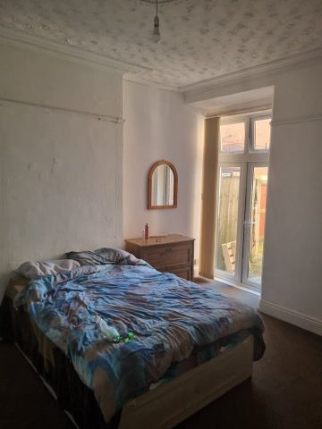 Room in a Shared House, Showell Green Lane, B11 - Photo 5