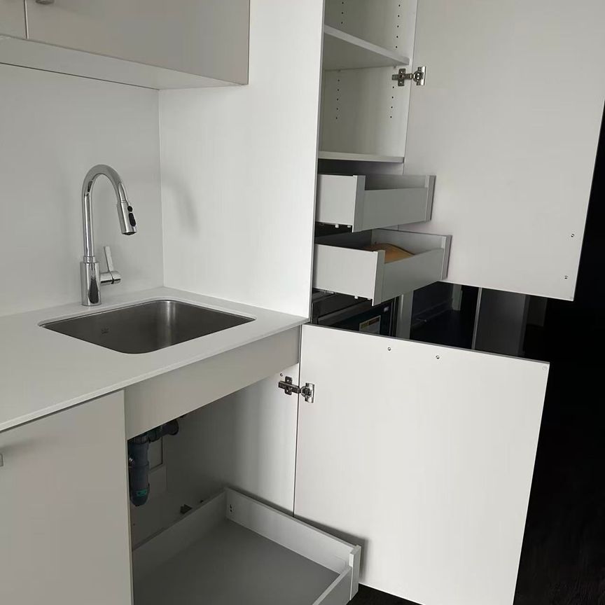 For Lease - 88 Queen Street Unit# 3306, Toronto, Ontario - Photo 1