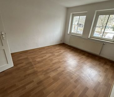 renovierte 2-Zimmer-Erdgeschosswohnung mit ebenerdiger Dusche - Photo 1
