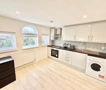 1 bedroom flat to rent - Photo 2