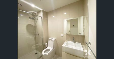 Spacious Unfurnished Apartment in the Heart of Melbourne CBD - Photo 4