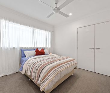 Fully Furnished Newport Home - Photo 4