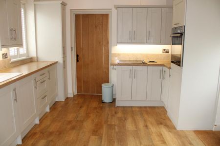 1 bedroom bungalow to rent - Photo 5