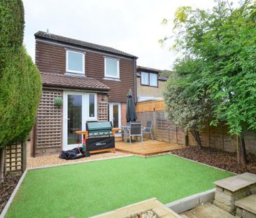 3 bedroom semi-detached house to rent - Photo 4