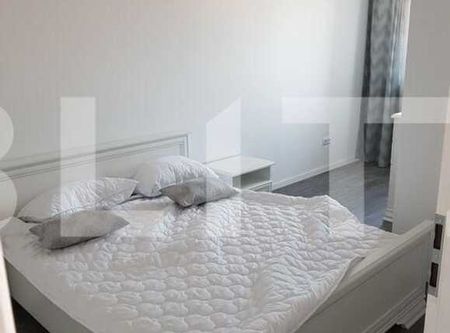 Apartament cu 2 camere, 50 mp, mobilat modern, zona Iulius Mall - Photo 2