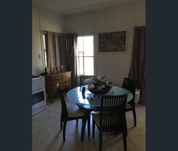 Fully Furnished 5 Bedroom House perfect for workers - Photo 4