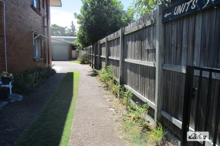 1/16 Campbell Street - Photo 2