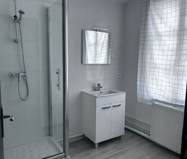 Location Appartement 3 pièces 66m² CAUDEBEC LES ELBEUF 76320 - Photo 5