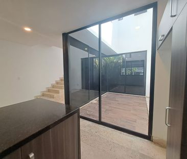 RENTA TOWNHOUSE EN PRIVADA LUANA CON ROOFTOP - Photo 5
