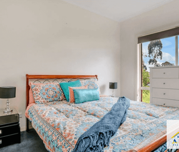 Modern Living in a Prime Glenroy- Location - Photo 6