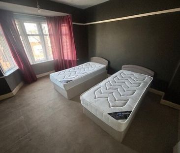 Dunelt Road, Blackpool - Photo 2