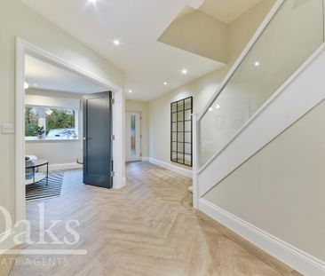 4 bedroom semi-detached house to rent - Photo 5
