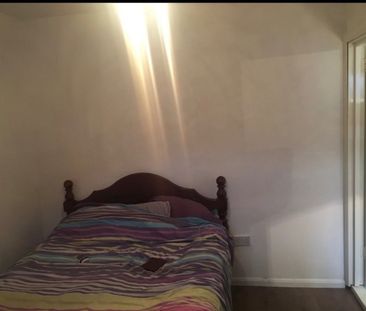 1 Bed Flat, Upper Bevendean Avenue, BN2 - Photo 2