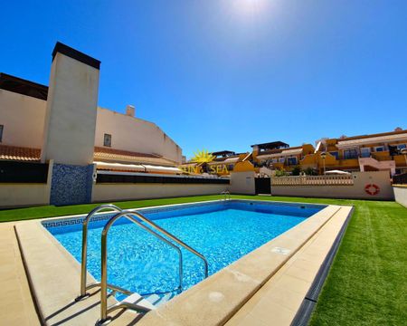 3 BEDROOM VILLA - ARENALES DEL SOL - Photo 4