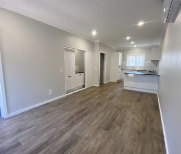 Low Maintenance - Photo 5