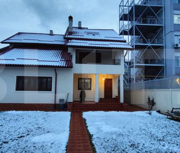 Reședință premium cu potențial medical sau business, zon - Fotografie 2