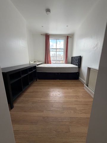 Room in a Shared House, Portobello Road, W11 - Photo 2