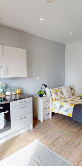 Studio to rent - Photo 1