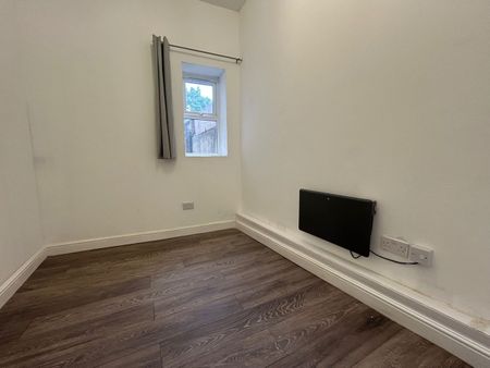 1 Bed Flat, High Road Leytonstone, E11 - Photo 4
