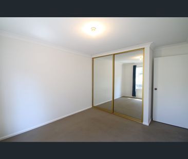 30 James Sheahan Drive, Orange, NSW 2800 - Photo 4