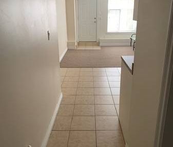 2 bedroom 1 bath bsmt suite in Tynehead Surrey for $1800 - Photo 4