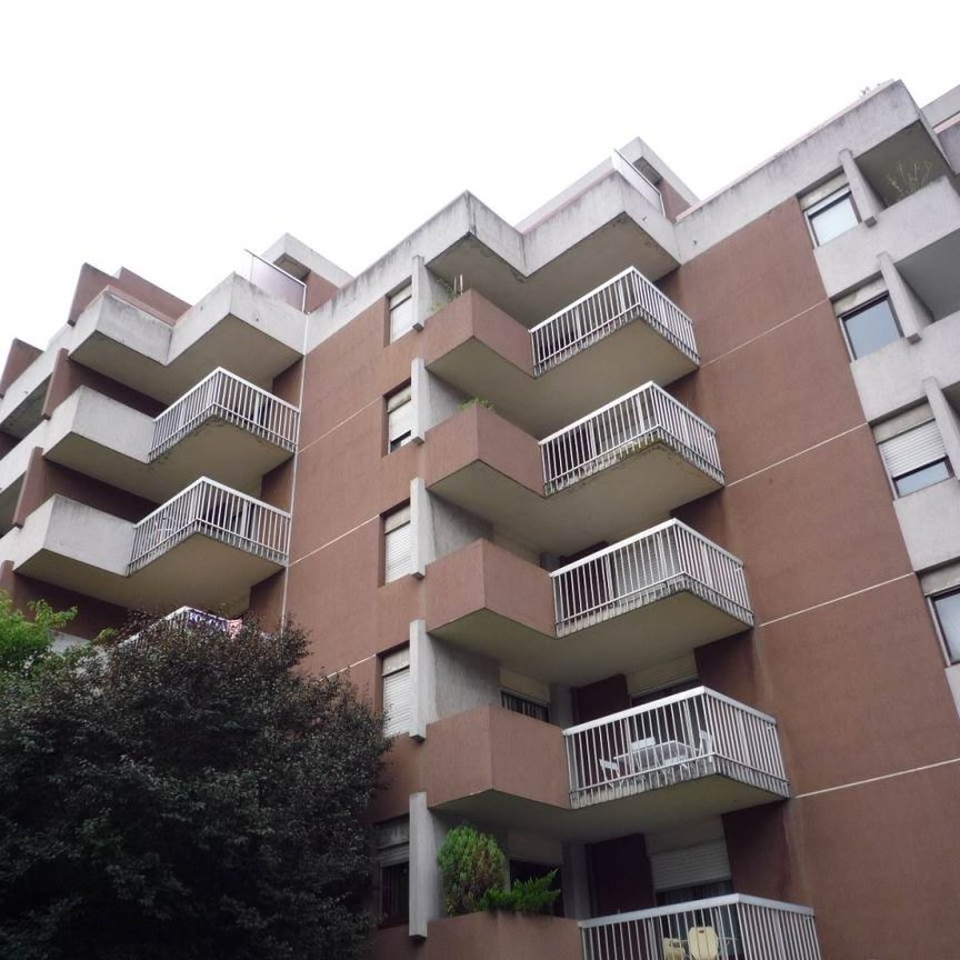 STUDIO 16 rue Jean Macé Grenoble - Photo 1