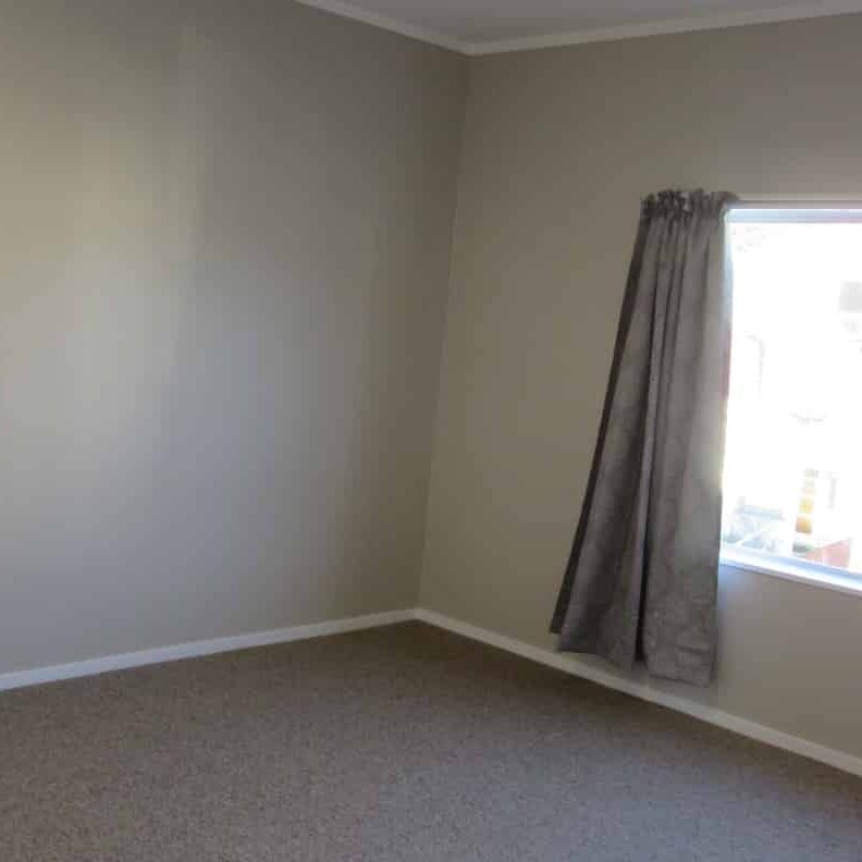 Newtown space haven - Photo 1