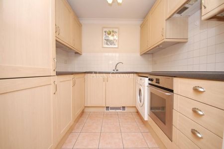 1 bedroom flat to rent - Photo 3