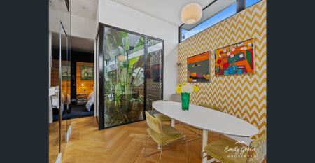 Stunning Furnished 1-Bed + Study in the Heart of Historic Richmond Village - Photo 5