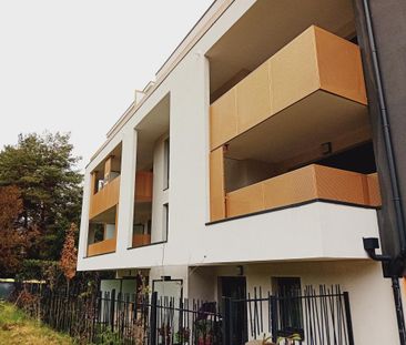 Location Appartement 2 pièces 43m² LA MOTTE SERVOLEX 73290 - Photo 5