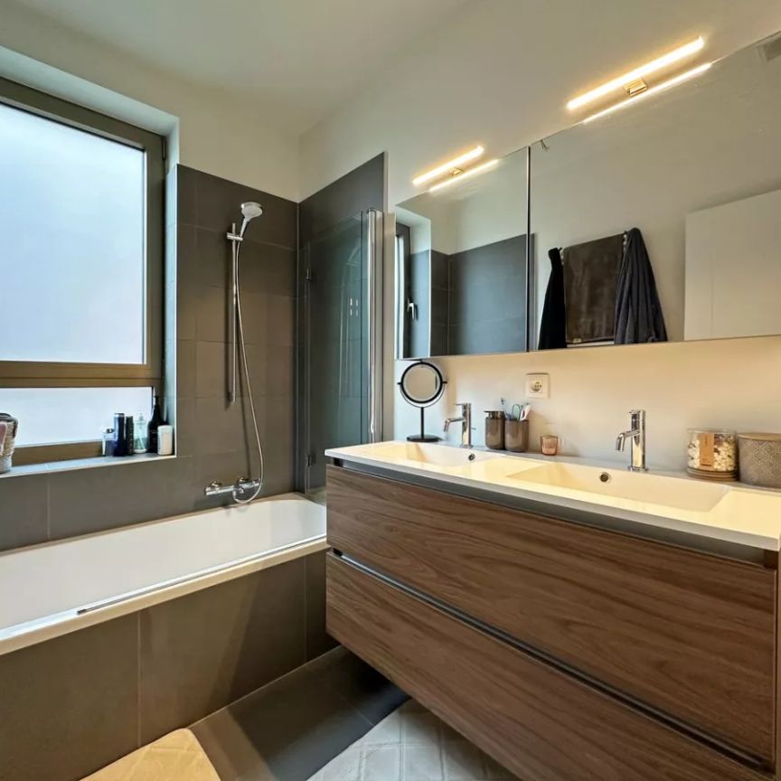 Mooi en recent gebouwd appartement met 2 slaapkamers en zonnig terras te Wommelgem! - Foto 1