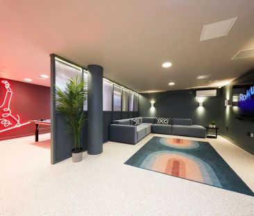 Silver En Suite - Photo 4